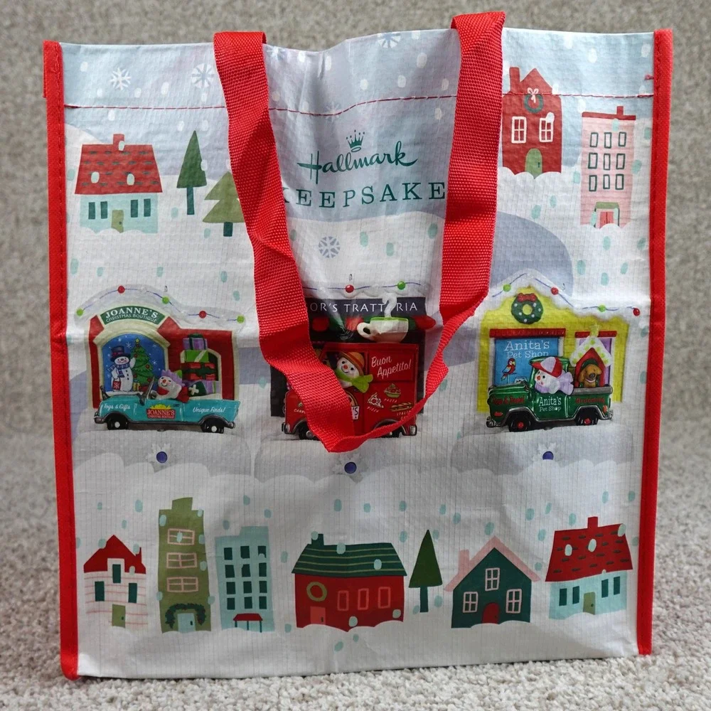 Hallmark Keepsake Reusable Shopping Bag Christmas Winter Village So Much Merry